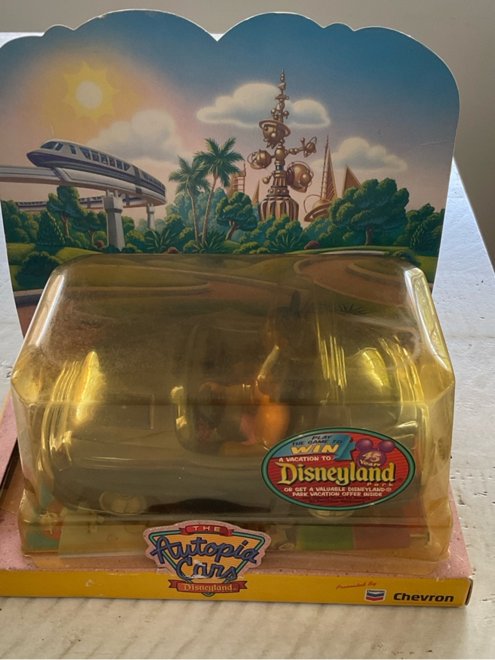 Disney Chevron Disneyland 2000 AUTOPIA Car Sparky Purple New